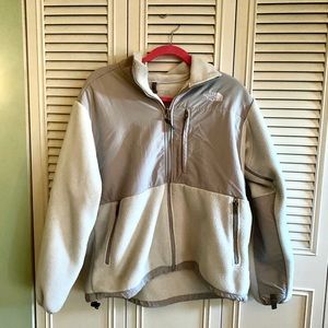 The North Face Denali Gray and White Jacket size L